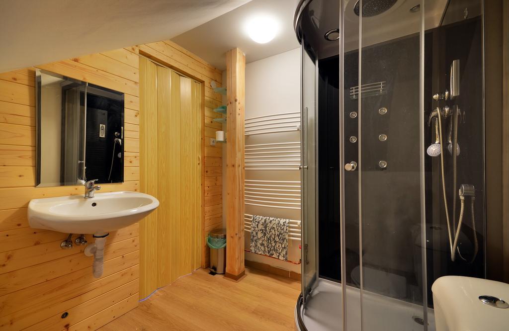 Penzion A Apartmany Skipark Hrabesice Krasne Exterior foto