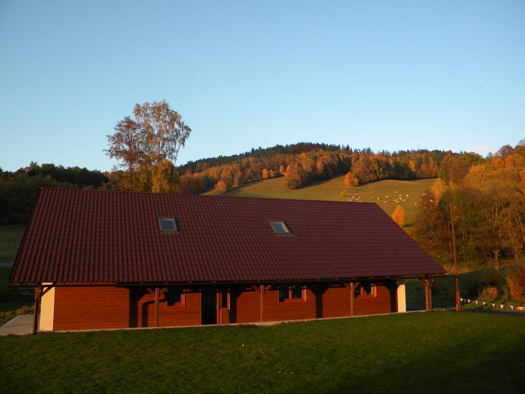 Penzion A Apartmany Skipark Hrabesice Krasne Exterior foto